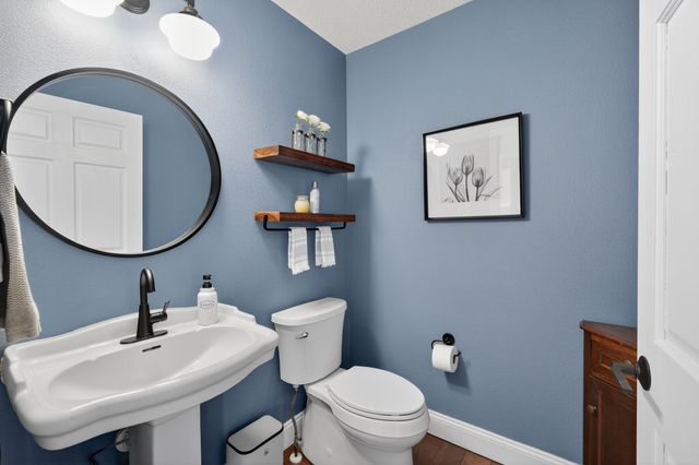 4332 124th Street, Urbandale, IA 50323