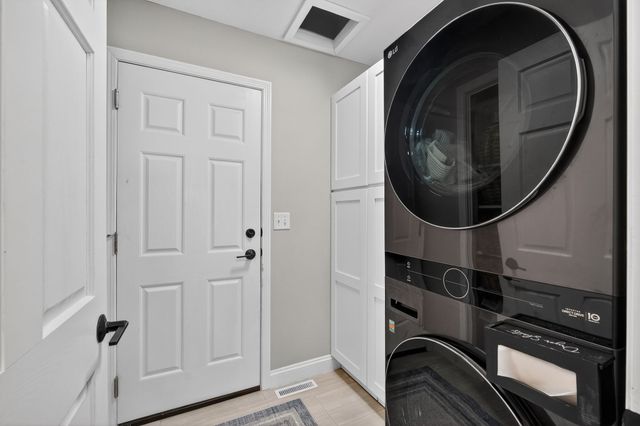 4332 124th Street, Urbandale, IA 50323