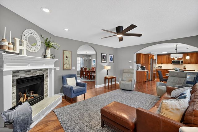 4332 124th Street, Urbandale, IA 50323