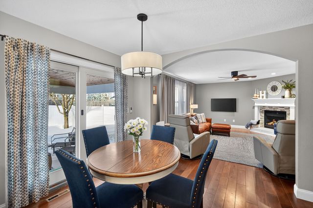 4332 124th Street, Urbandale, IA 50323