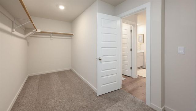 2405 Kathleens Crossing, Yukon, OK 73099