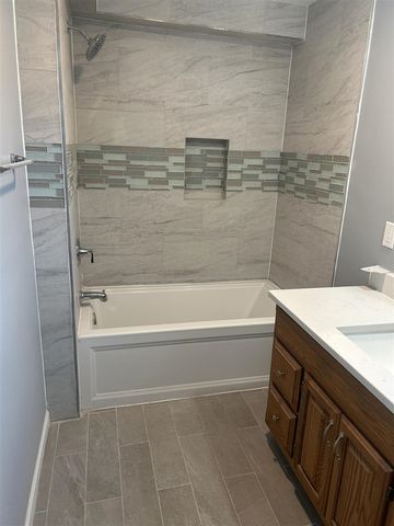 1317 John Street, Kalamazoo, MI 49001