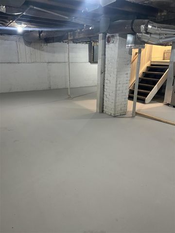 1317 John Street, Kalamazoo, MI 49001