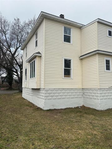 1317 John Street, Kalamazoo, MI 49001