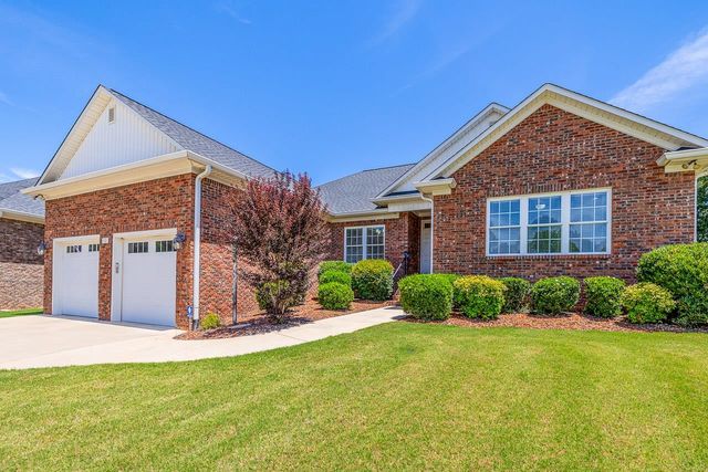 821 E Golden View Lane, Boiling Springs, SC 29316