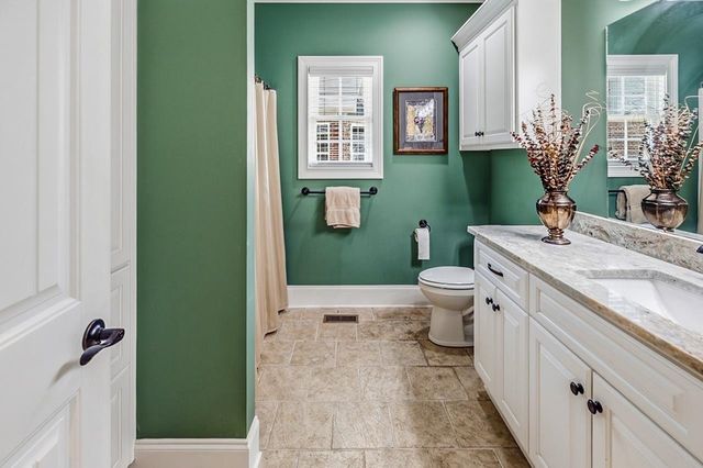821 E Golden View Lane, Boiling Springs, SC 29316