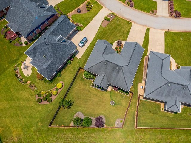 821 E Golden View Lane, Boiling Springs, SC 29316