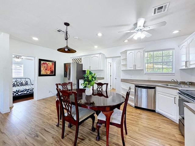 2000 NE 62nd Street, Fort Lauderdale, FL 33308