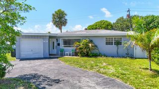 2000 NE 62nd Street, Fort Lauderdale, FL 33308