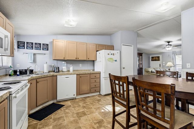 146 Will Stutley Drive, Gordonville, TX 76245