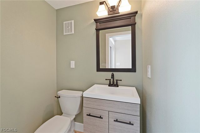 440 Norma CT, Punta Gorda, FL 33950