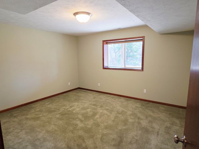 8105 Amber Crest Drive Sw, Byron Twp, MI 49315