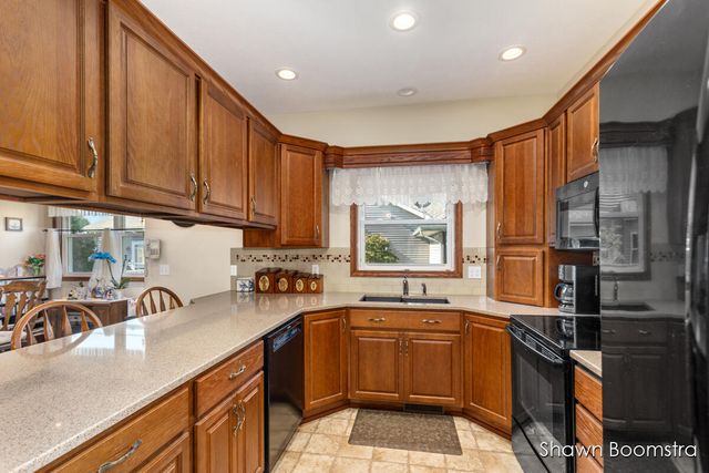 8105 Amber Crest Drive Sw, Byron Twp, MI 49315