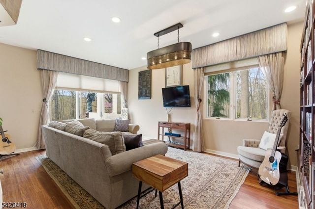 72 Washington Valley Rd, Morris Twp., NJ 07960