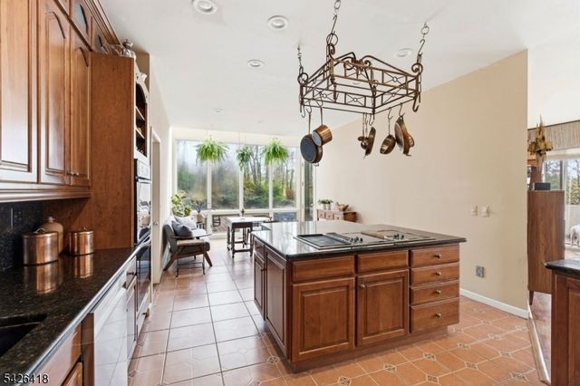 72 Washington Valley Rd, Morris Twp., NJ 07960