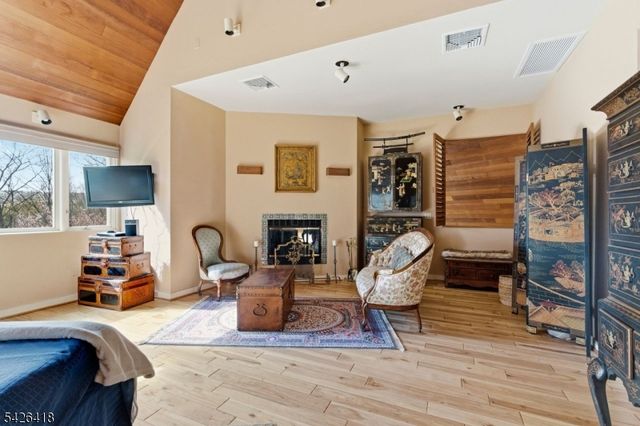 72 Washington Valley Rd, Morris Twp., NJ 07960