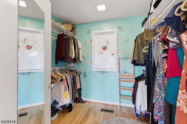 72 Washington Valley Rd, Morris Twp., NJ 07960