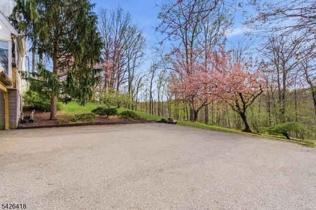 72 Washington Valley Rd, Morris Twp., NJ 07960