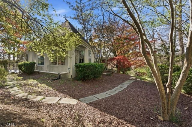 72 Washington Valley Rd, Morris Twp., NJ 07960
