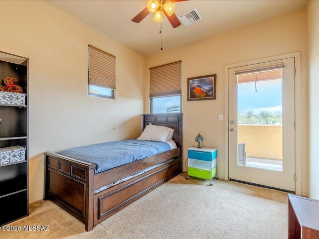 191 E Calderwood Road, Tucson, AZ 85704