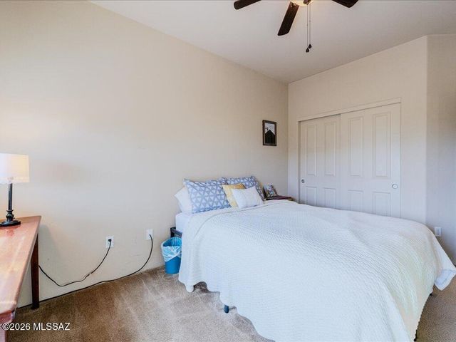 191 E Calderwood Road, Tucson, AZ 85704