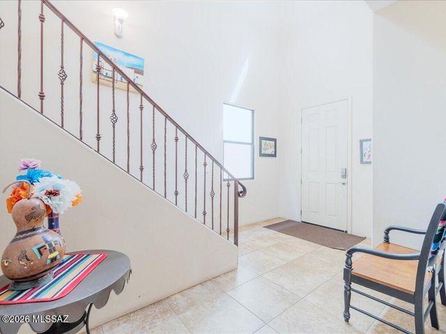 191 E Calderwood Road, Tucson, AZ 85704
