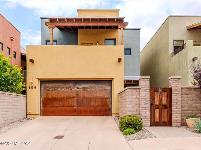 191 E Calderwood Road, Tucson, AZ 85704