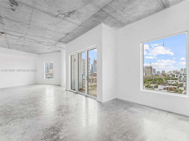 10 SW South River Dr 1506, Miami, FL 33130