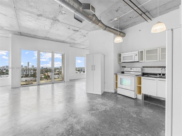10 SW South River Dr 1506, Miami, FL 33130
