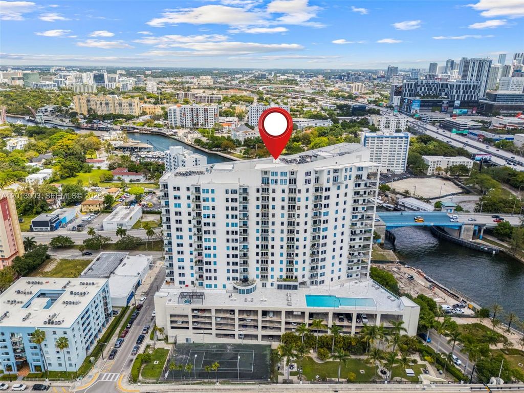 10 SW South River Dr 1506, Miami, FL 33130