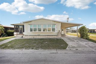 8906 31ST AVENUE E, Palmetto, FL 34221