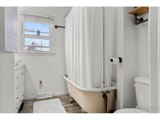 734 Victoria Dr, Fort Collins, CO 80525