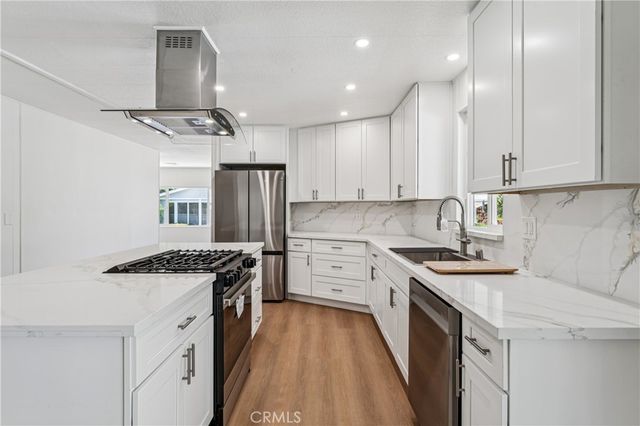929 E Foothill Boulevard 144, Upland, CA 91786