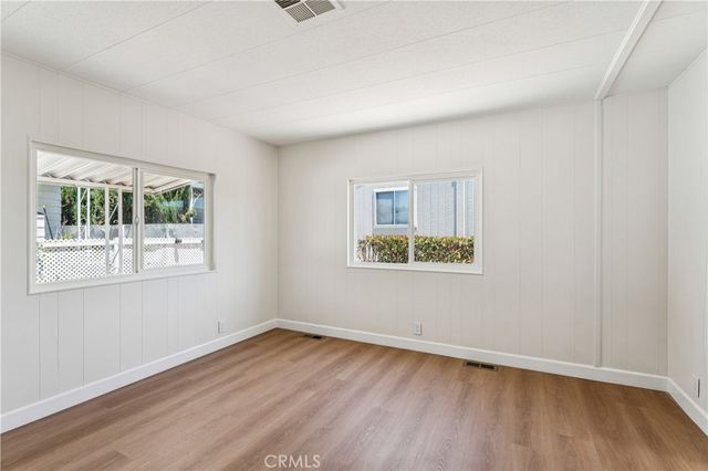929 E Foothill Boulevard 144, Upland, CA 91786