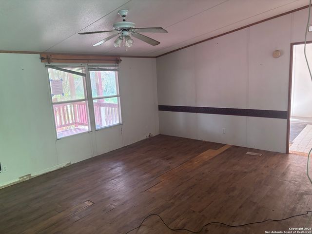 2253 Waterfront Park, Canyon Lake, TX 78133