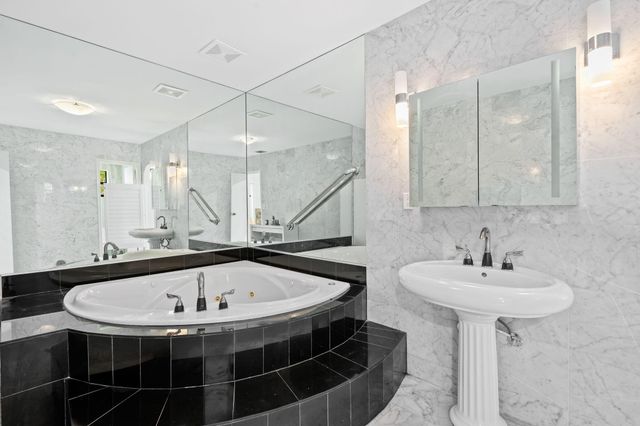 5500 SW 111th Terrace, Davie, FL 33328