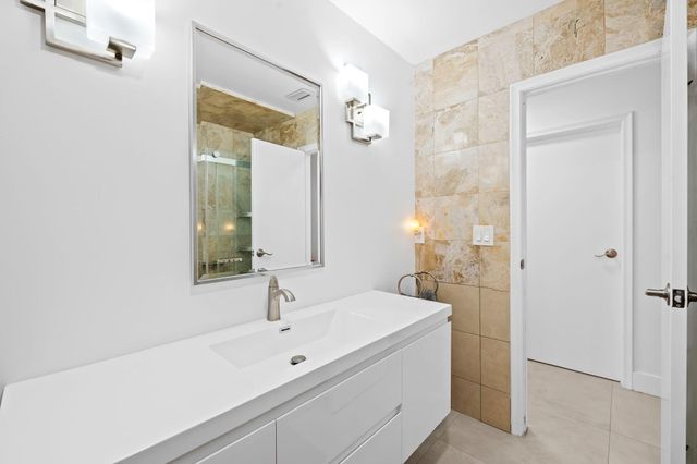 5500 SW 111th Terrace, Davie, FL 33328