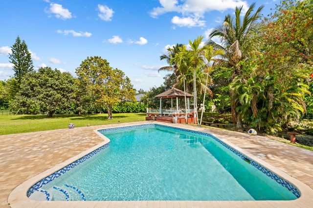 5500 SW 111th Terrace, Davie, FL 33328