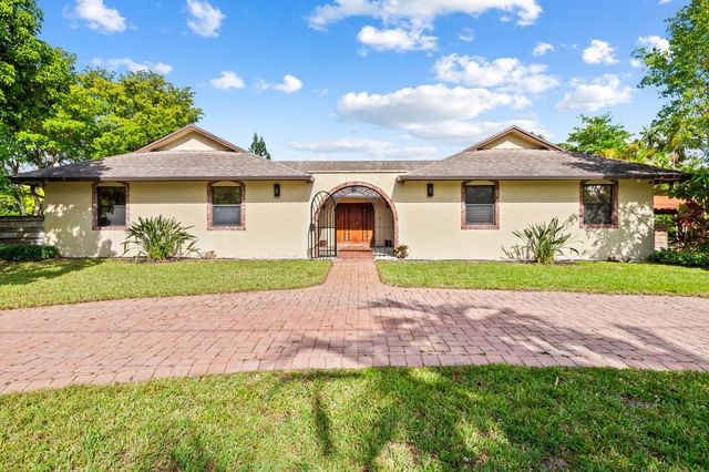 5500 SW 111th Terrace, Davie, FL 33328