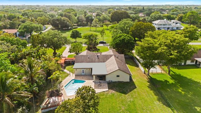 5500 SW 111th Terrace, Davie, FL 33328