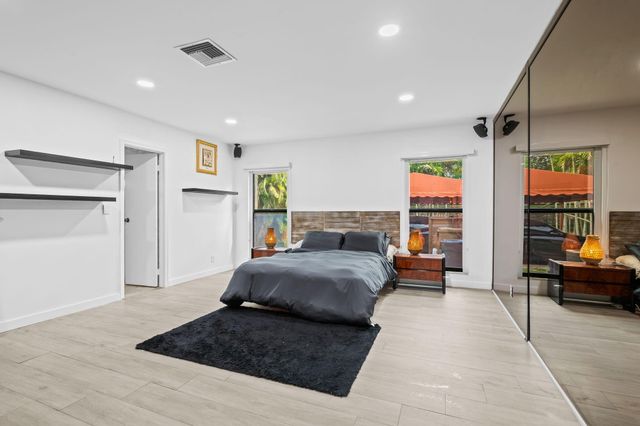 5500 SW 111th Terrace, Davie, FL 33328