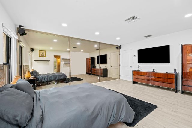 5500 SW 111th Terrace, Davie, FL 33328