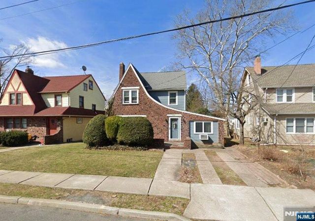 884 Helen Street, Teaneck, NJ 07666