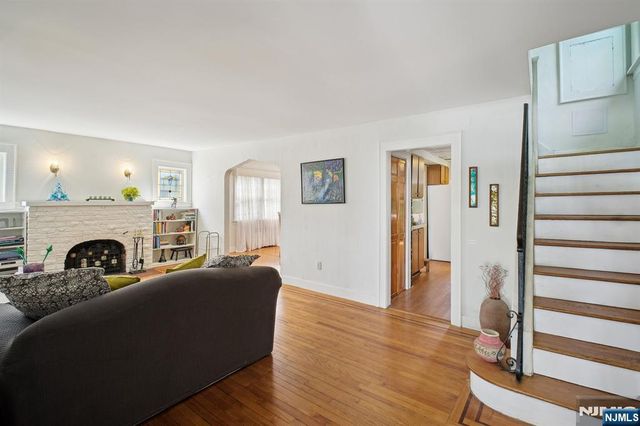 884 Helen Street, Teaneck, NJ 07666