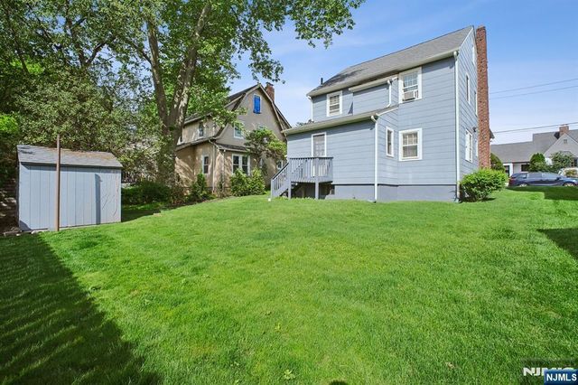 884 Helen Street, Teaneck, NJ 07666