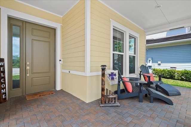 1059 Sweetgrass Street, Loxahatchee, FL 33470