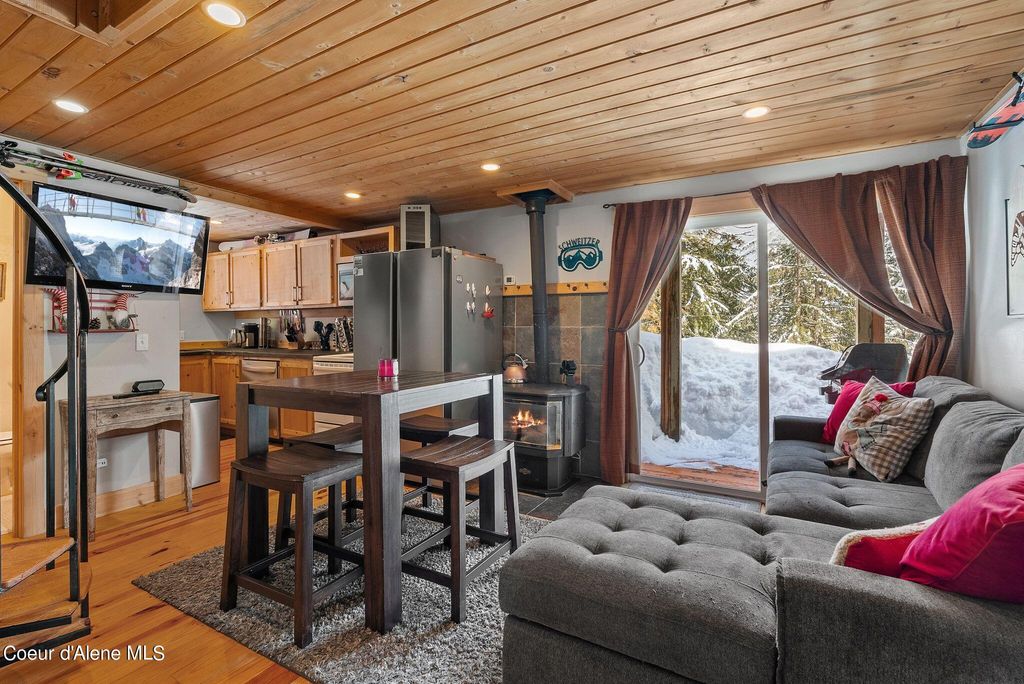 169 Snowplow RD, 1, Sandpoint, ID 83864