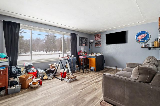 8473 W 1 Mile Road, Hesperia, MI 49421