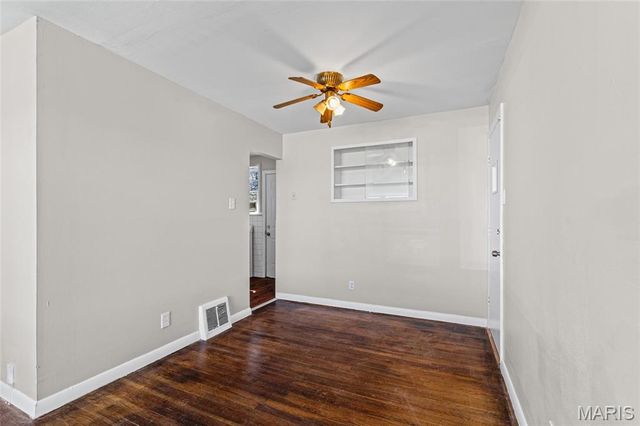 914 Highmont Drive, Ferguson, MO 63135