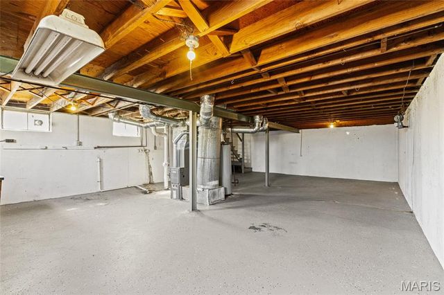 914 Highmont Drive, Ferguson, MO 63135